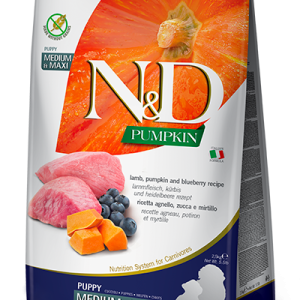 שק מזון יבש לגורי כלבים מגזע בינוני וגדול עם כבש, דלעת ואוכמניות, ללא דגנים, מותאם לגדילה תקינה.